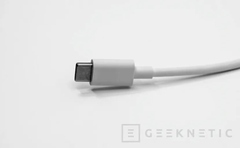 Geeknetic Types of USB Connectors. Complete Guide 5