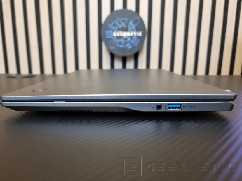 Geeknetic Acer Swift Go 14 AI Review 6