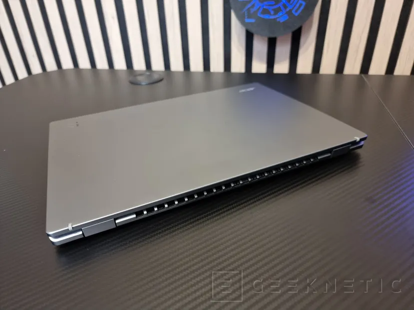 Geeknetic Acer Swift Go 14 AI Review 3