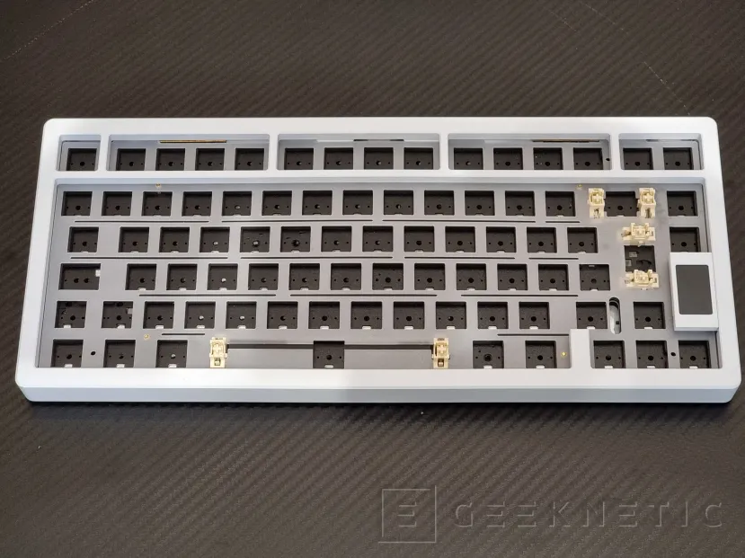 Geeknetic Chilkey ND75 Barebone Edition Review 2