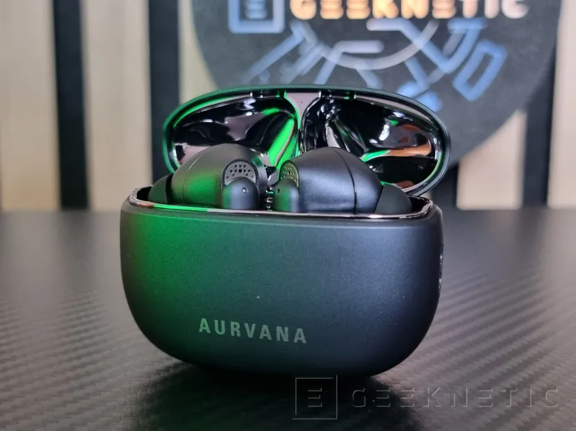 Geeknetic Creative Aurvana Ace Mimi Review 2