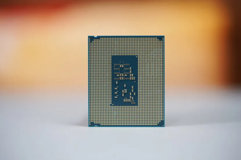 Geeknetic El Intel Core Ultra 5 230F es la CPU exclusiva para China con hasta 5 GHz y diseño exclusivo del IHS 2