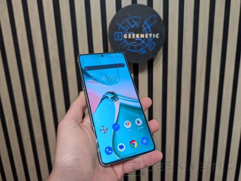 Geeknetic ASUS Zenfone 12 Ultra Review 2