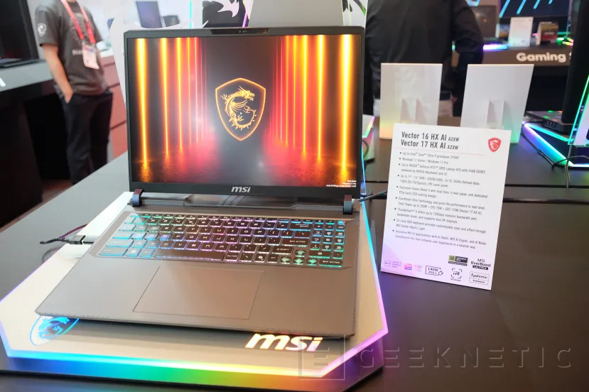 Geeknetic El MSI Stealth A16 AI+ incluye el AMD Ryzen AI 9 HX 370 junto con la NVIDIA RTX 5090 en poco más de 2 kilos 2