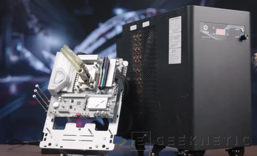 Geeknetic ASUS presenta la placa para overclocking AYW Gaming B850 con la que ha conseguido 13 récords 2