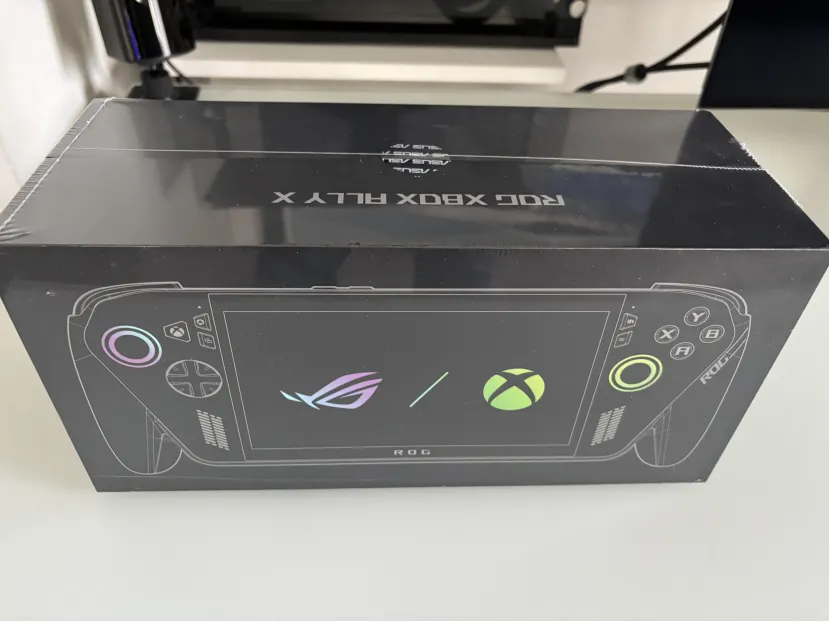 Geeknetic Algunos usuarios han recibido 2 semanas antes su ROG XBOX Ally X 1
