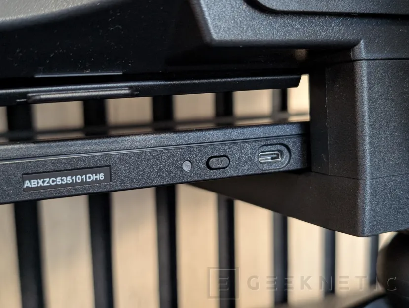 Geeknetic Elgato PROMPTER XL Review 14