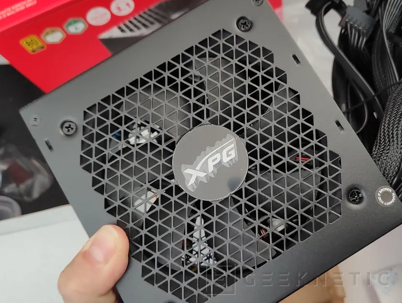 Geeknetic Potencia y Eficiencia: Así Rinden las 3 Nuevas Fuentes ATX 3.1 XPG de 850 W 19