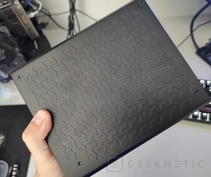 Geeknetic Corsair HX1000i SHIFT Series Review 5