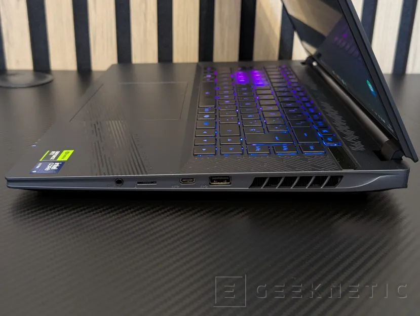 Geeknetic AORUS Elite 16 AE6H Review 3