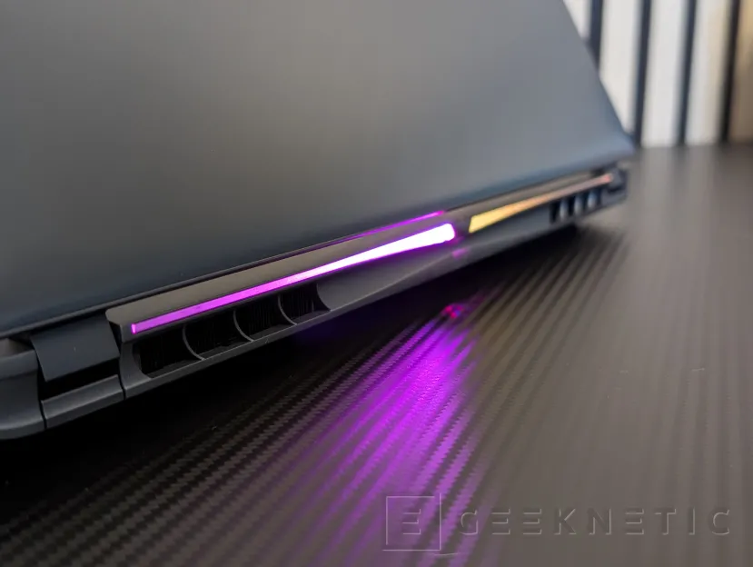 Geeknetic AORUS Elite 16 AE6H Review 2