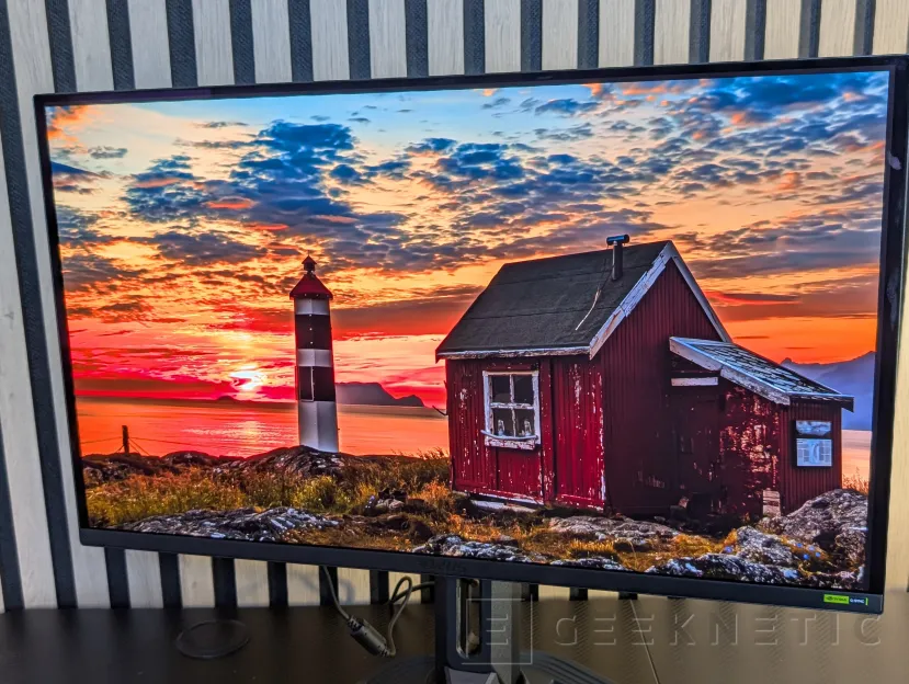 Geeknetic AORUS FO27Q5P Review 1