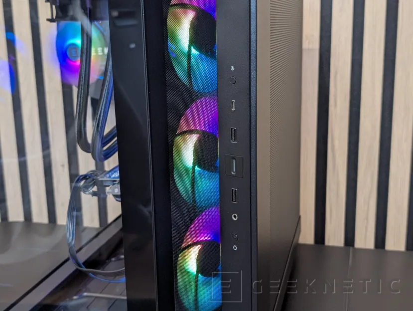 Geeknetic be quiet! Light Base 500 LX Review 6