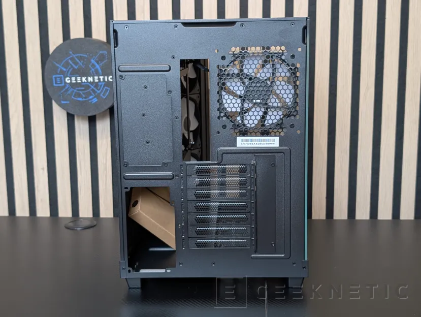 Geeknetic be quiet! Light Base 500 LX Review 7