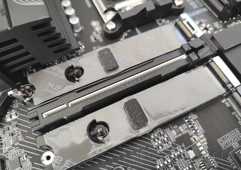 Geeknetic Gigabyte X870E AORUS ELITE X3D Review 7