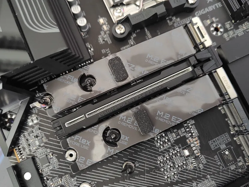 Geeknetic Gigabyte X870E AORUS ELITE X3D Review 6