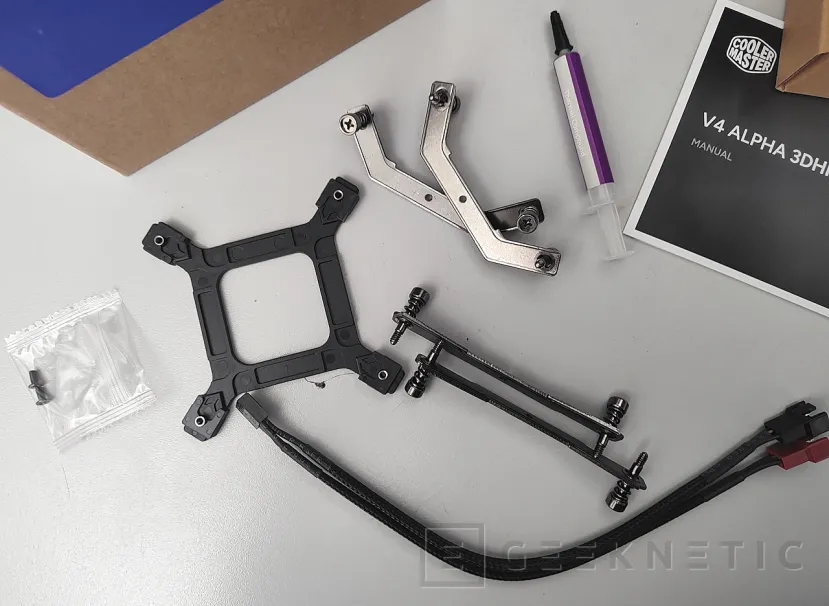 Geeknetic Cooler Master V4 Alpha 3DHP Black Review 16