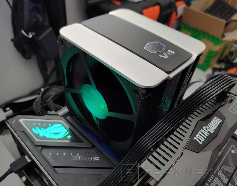 Geeknetic Cooler Master V4 Alpha 3DHP Black Review 27
