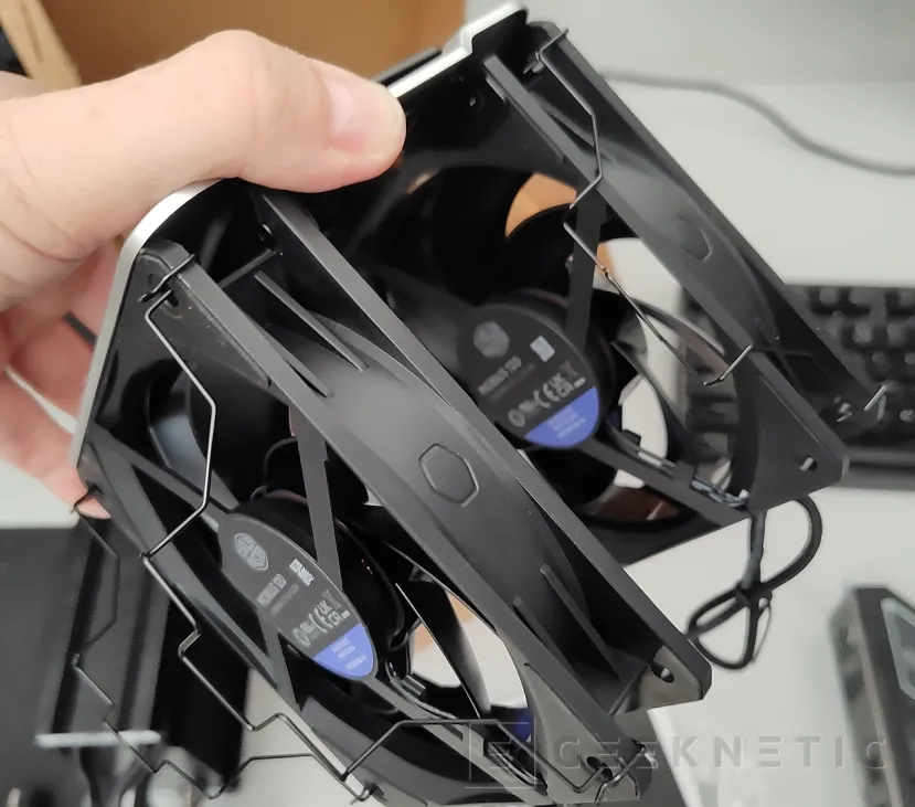 Geeknetic Cooler Master V4 Alpha 3DHP Black Review 15