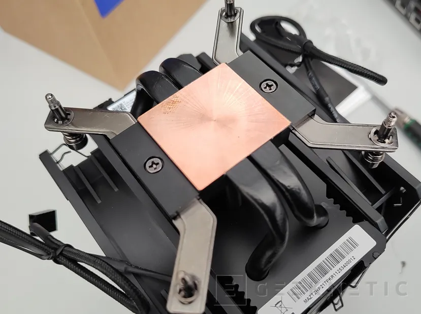 Geeknetic Cooler Master V4 Alpha 3DHP Black Review 11