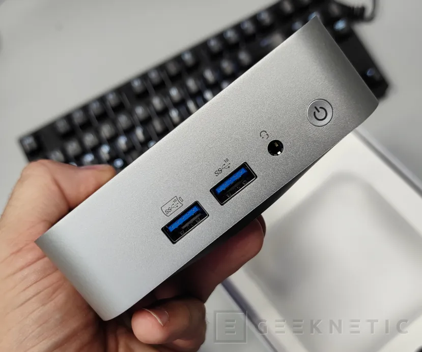 Geeknetic Geekom A6 Review 5