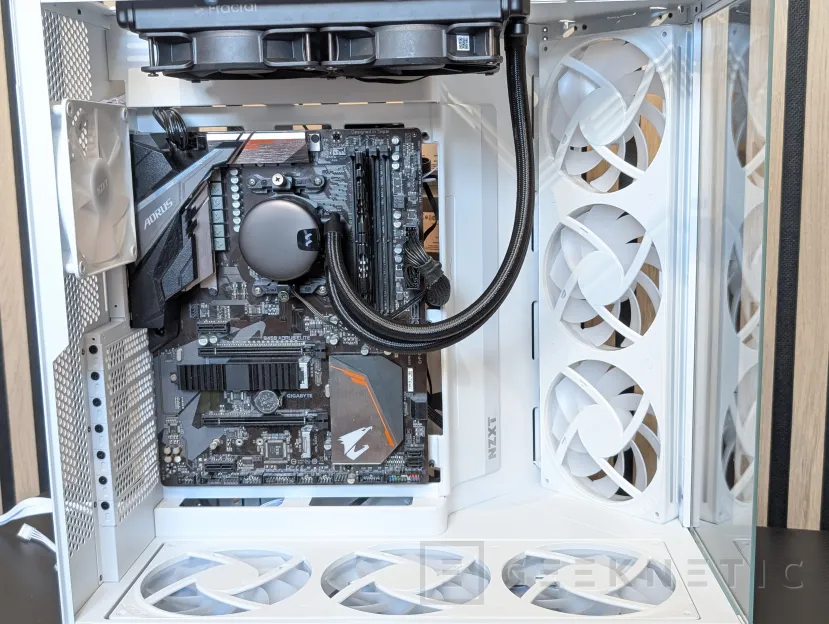 Geeknetic NZXT H9 FLOW RGB+ Review 23