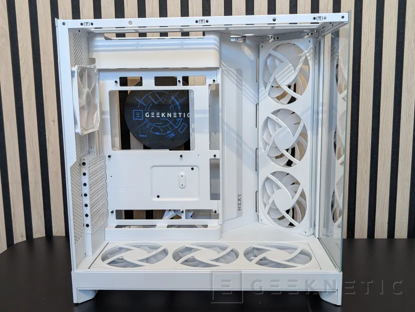 Geeknetic NZXT H9 FLOW RGB+ Review 12