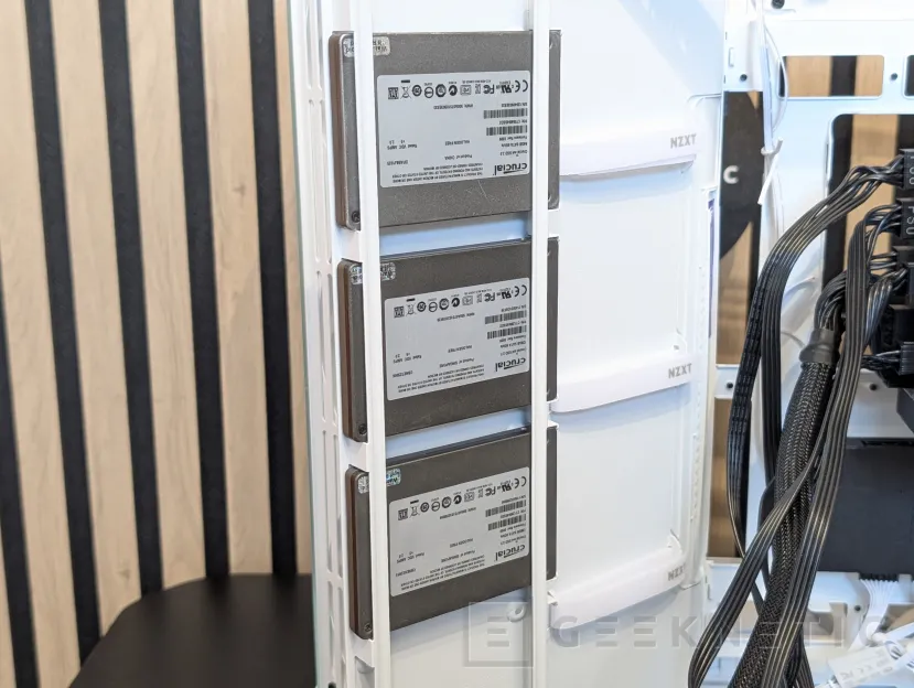 Geeknetic NZXT H9 FLOW RGB+ Review 19