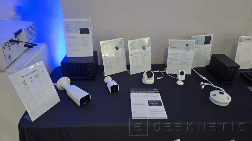 Geeknetic Videovigilancia con Synology, gestión centralizada en la nube o en local con funciones avanzadas asistidas por IA 1