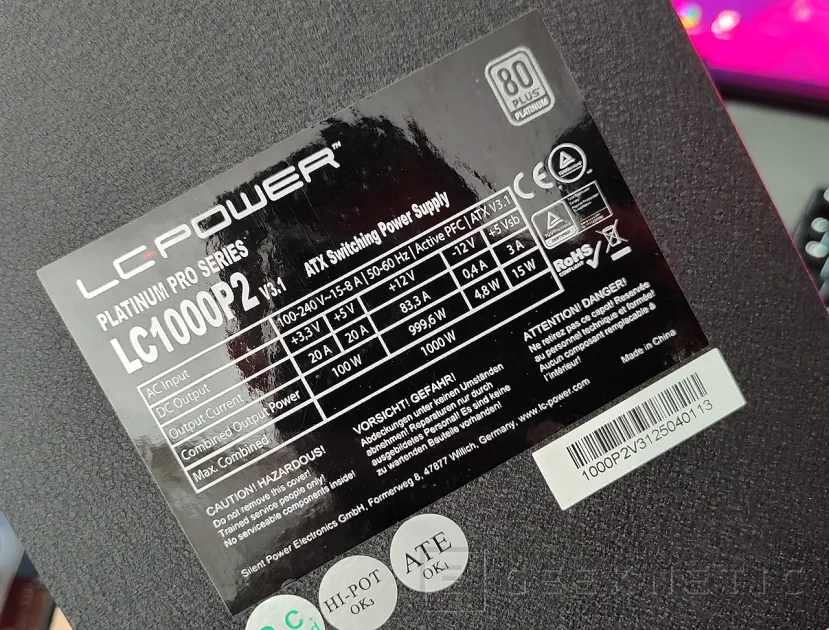 Geeknetic LC-POWER LC1000P2 V3.1 Platinum Pro 1000W Review 4