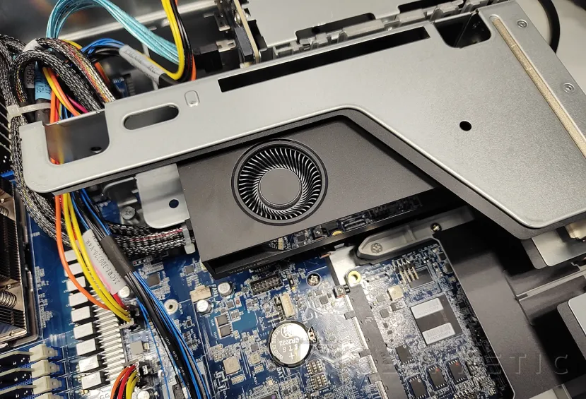 Geeknetic GRaid Technology SupremeRAID Ultra SR-1010 Review 7