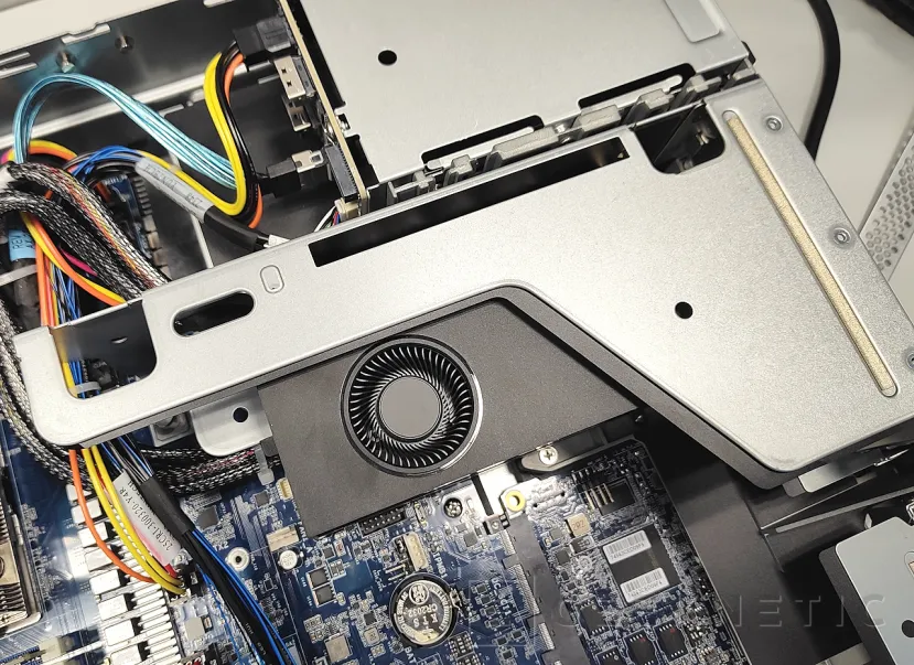 Geeknetic GRaid Technology SupremeRAID Ultra SR-1010 Review 33