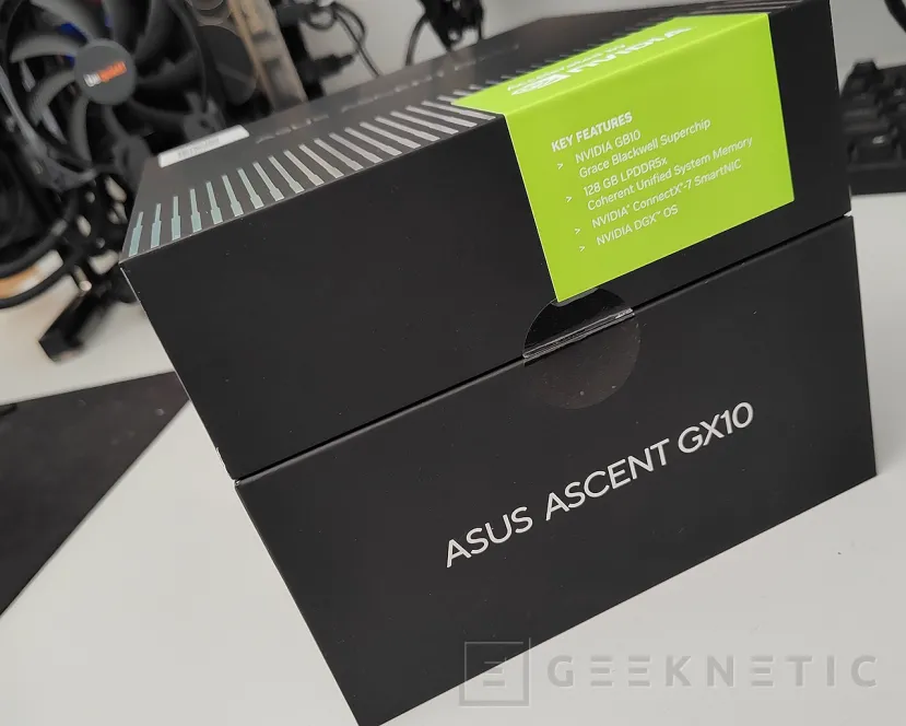 Geeknetic ASUS Ascent GX10 Review 1