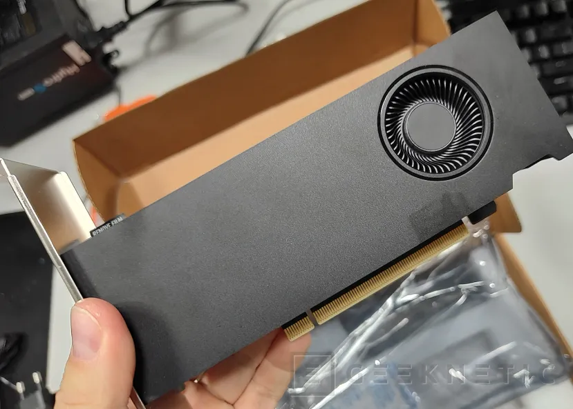 Geeknetic GRaid Technology SupremeRAID Ultra SR-1010 Review 2