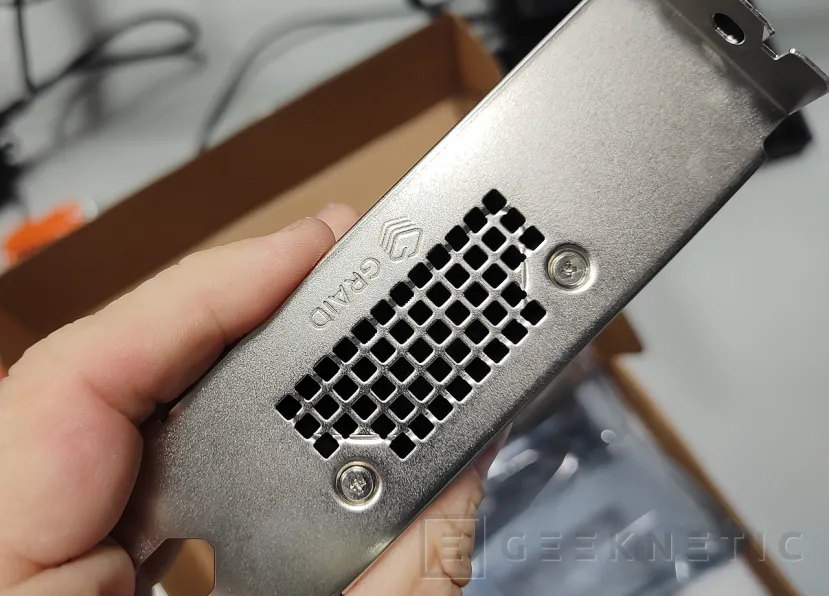 Geeknetic GRaid Technology SupremeRAID Ultra SR-1010 Review 5