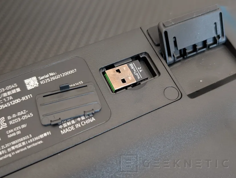 Geeknetic Razer BlackWidow V4 Low-Profile TKL HyperSpeed Review 9