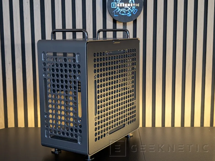 Geeknetic Cooler Master QUBE 540 Review 3