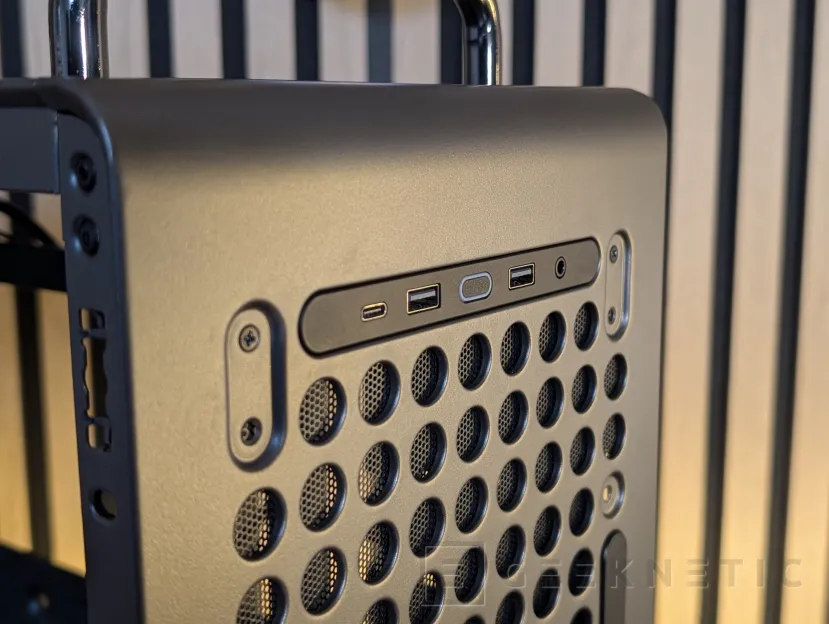 Geeknetic Cooler Master QUBE 540 Review 20