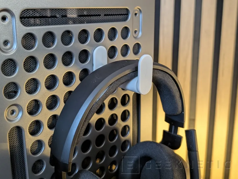 Geeknetic Cooler Master QUBE 540 Review 12