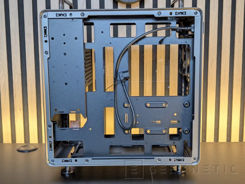 Geeknetic Cooler Master QUBE 540 Review 6