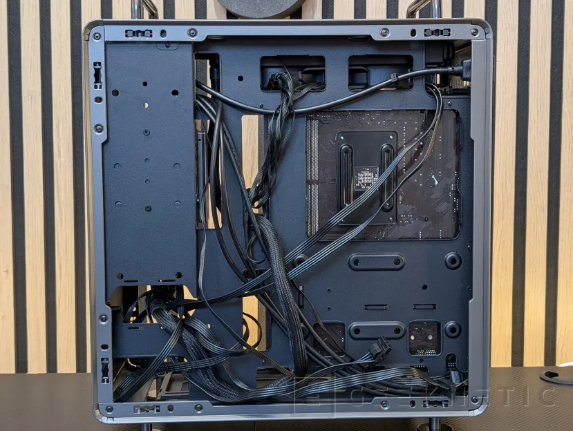 Geeknetic Cooler Master QUBE 540 Review 30