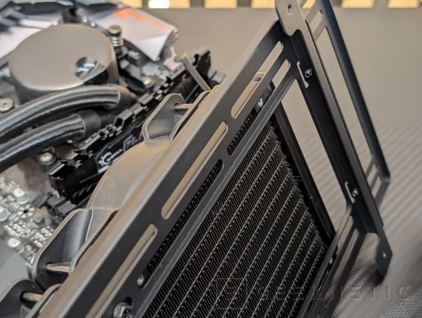 Geeknetic Cooler Master QUBE 540 Review 24