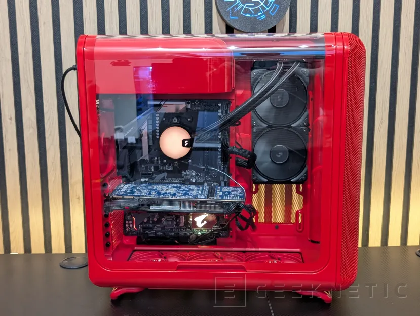 Geeknetic HYTE X50 Review 26