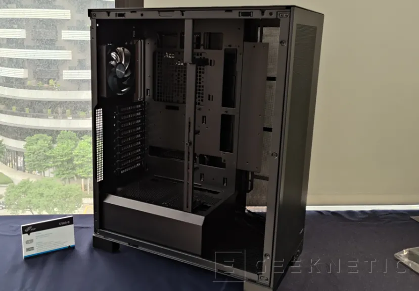 Geeknetic Formato panorámico, "Ultra Torres" y mucho más entre las novedades en cajas de PC de FSP  5