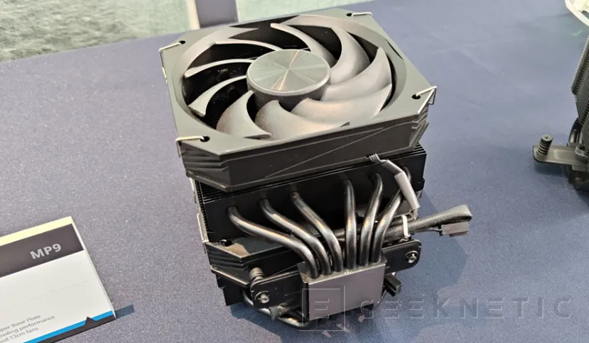 Geeknetic Los nuevos disipadores y RL AiO de FSP inegran pantallas para mostrar la temperatura de la CPU 2