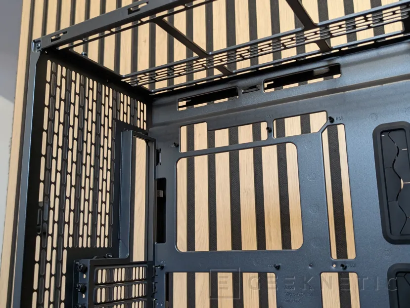 Geeknetic Fractal Design Epoch XL RGB Review 10