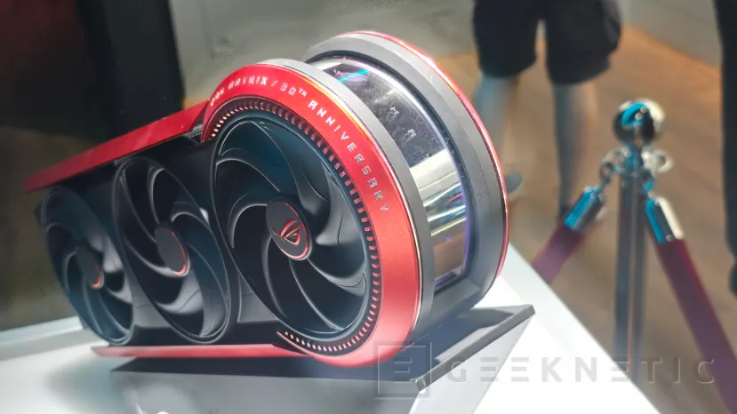 Geeknetic Un problema de calidad con la ASUS RTX 5090 ROG Matrix detiene las ventas y retrasa indefinidamente su disponibilidad 1