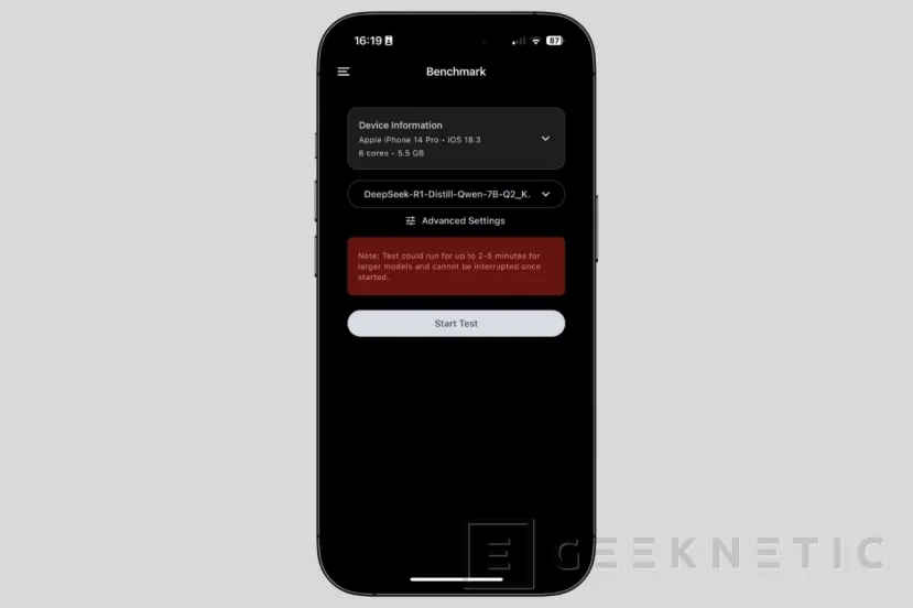 Geeknetic Así puedes instalar una IA como DeepSeek en local en tu iPhone 9