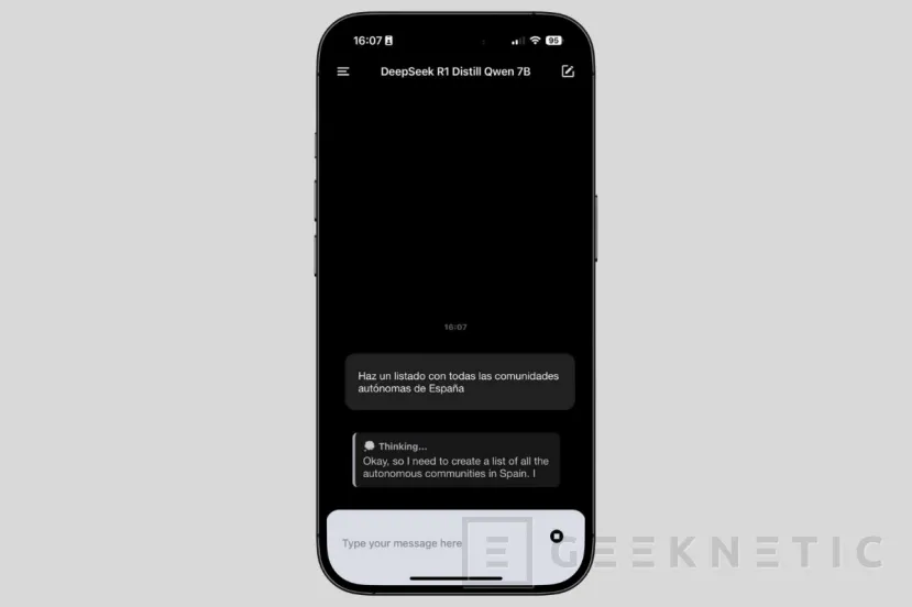 Geeknetic Así puedes instalar una IA como DeepSeek en local en tu iPhone 8