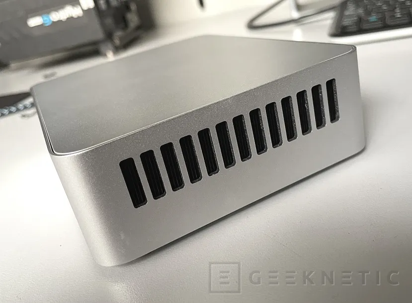 Geeknetic ASUS NUC 15 Pro Plus Review 35